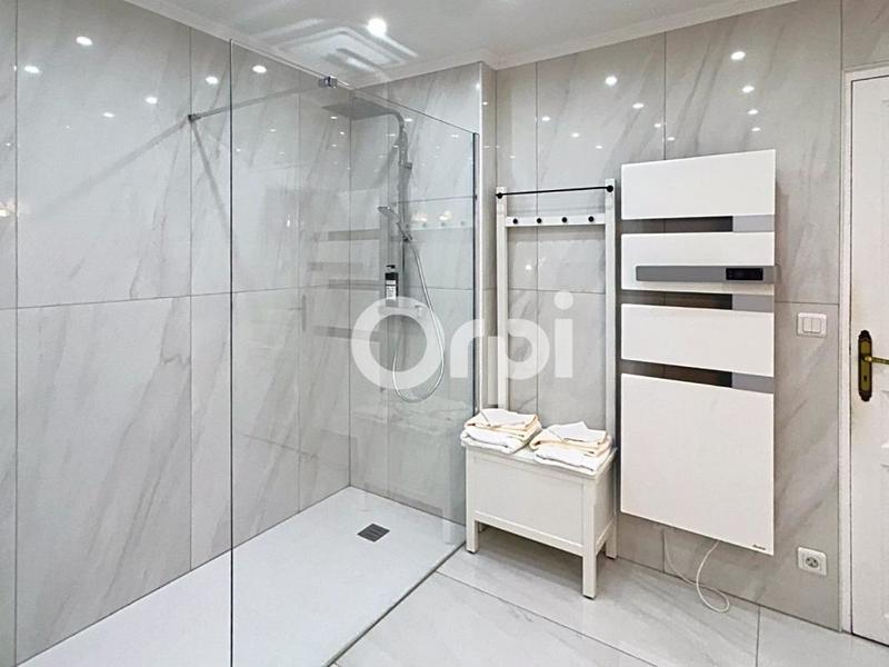 Maison - 153 m² - 5 pièces