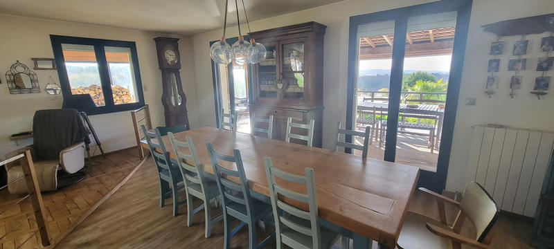 Maison - 136 m² - 6 pièces