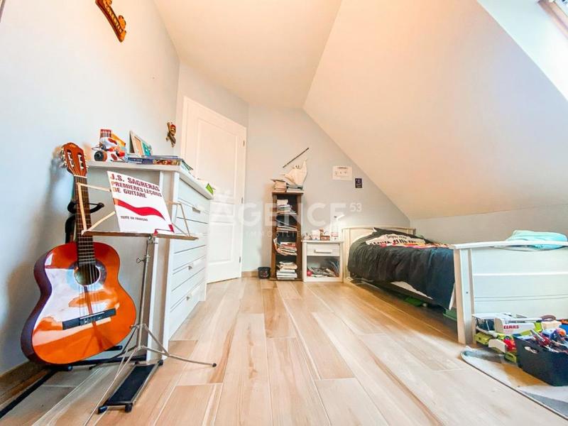 Maison - 170 m² - 5 pièces