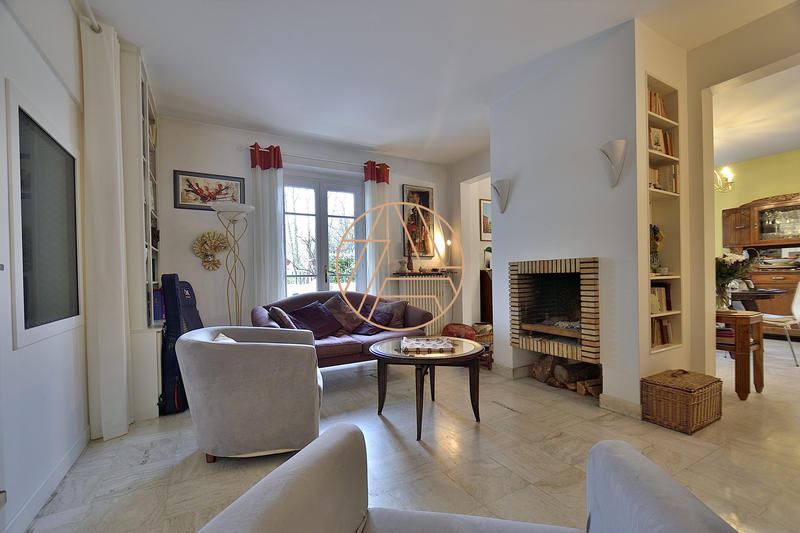 Maison ancienne - 200 m² - 8 pièces