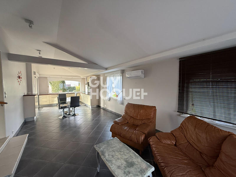 Maison - 167 m² - 5 pièces