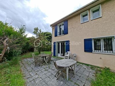 Pavillon - 104 m² - 4 pièces