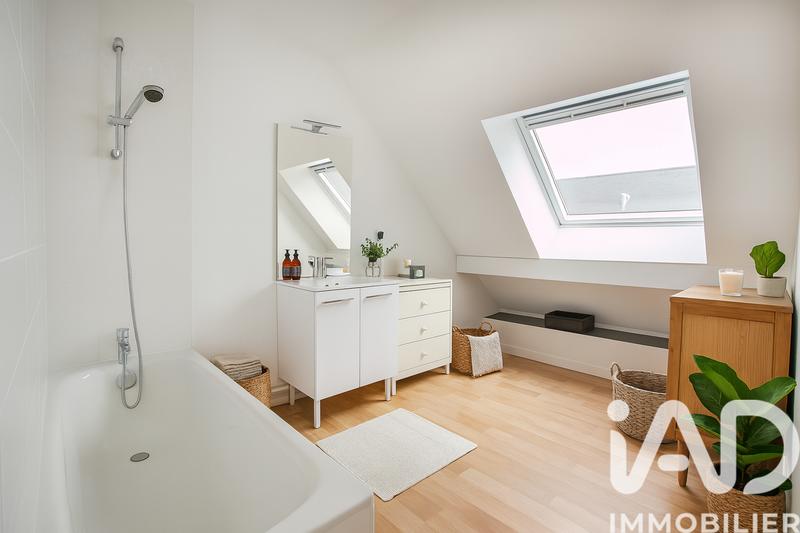 Maison - 82 m² - 4 pièces