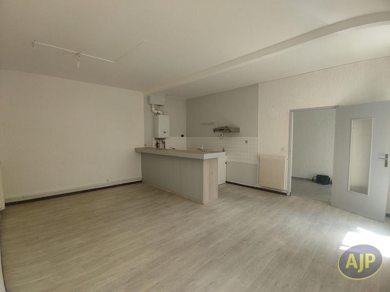 Appartement - 81 m² - 3 pièces