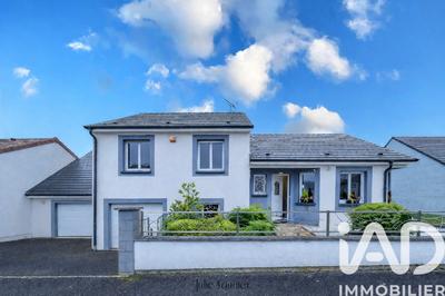 Maison - 145 m² - 7 pièces