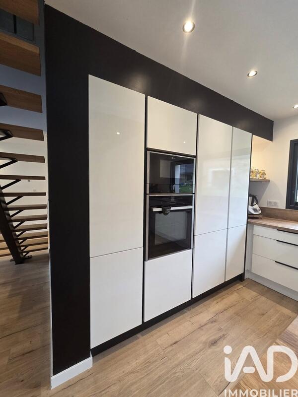 Maison de maîtres - 163 m² - 6 pièces