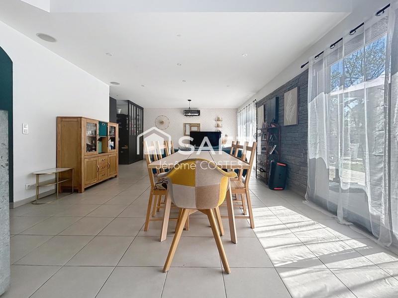 Maison - 160 m² - 6 pièces