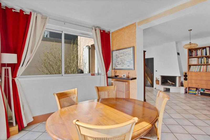 Maison - 101 m² - 5 pièces