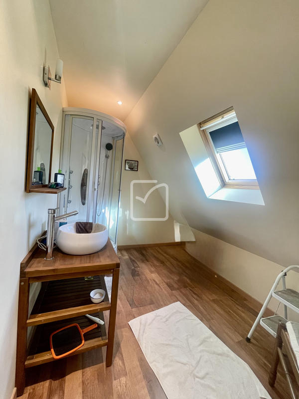 Maison - 160 m² - 8 pièces