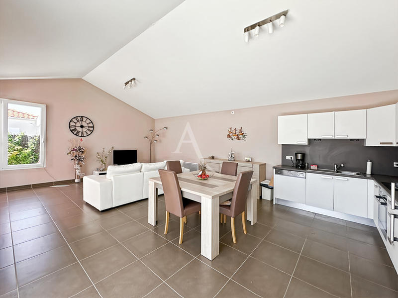 Maison - 87 m² - 4 pièces