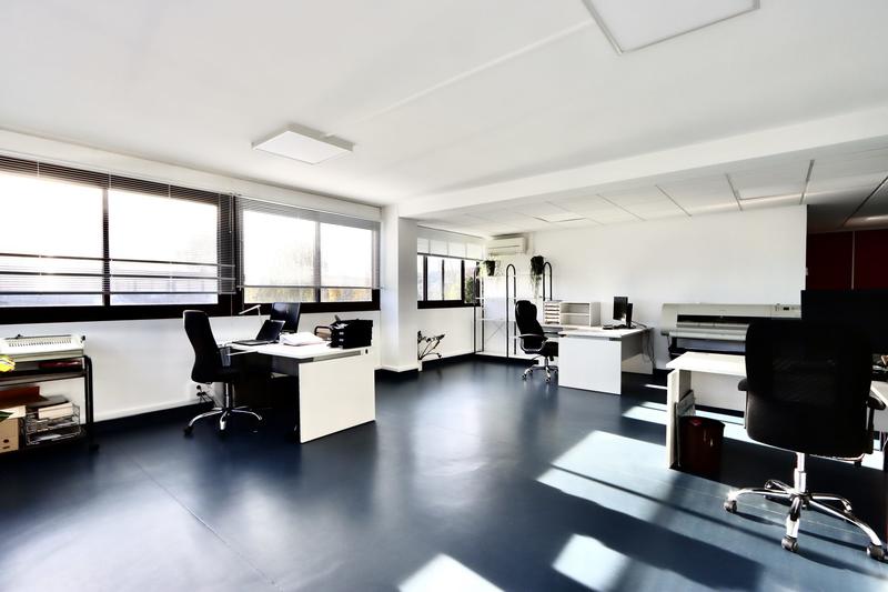 Bureau - 106 m²