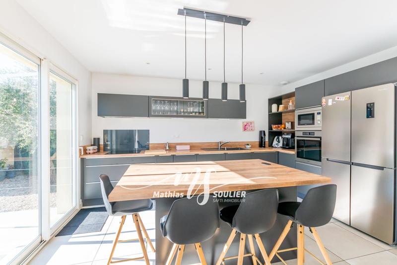 Villa - 154 m² - 6 pièces