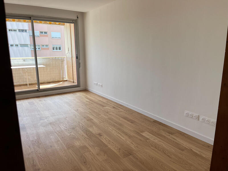 Appartement - 86 m² - 4 pièces