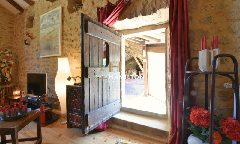 Maison de village - 230 m² - 6 pièces