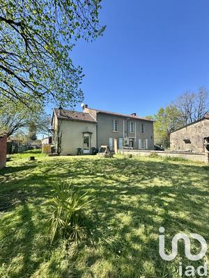 Maison - 137 m² - 4 pièces