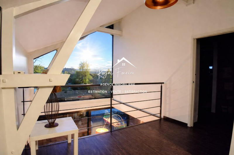 Maison contemporaine - 183 m² - 7 pièces