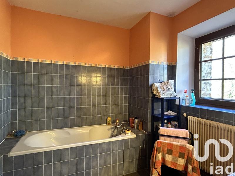 Maison - 360 m² - 8 pièces