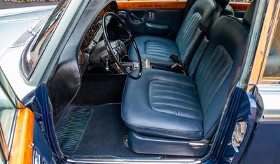 Rolls-Royce Silver Shadow V8