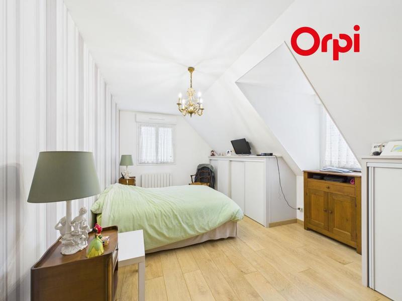 Maison - 127 m² - 6 pièces