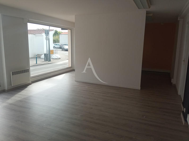 Local commercial - 80 m²