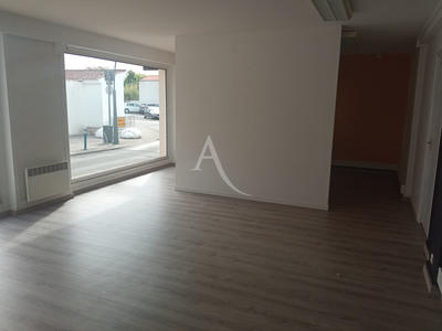 Local commercial - 80 m²