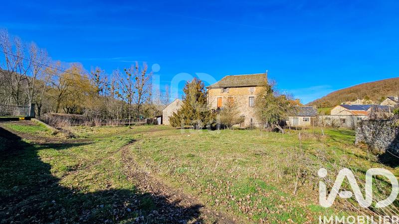 Maison - 350 m² - 11 pièces