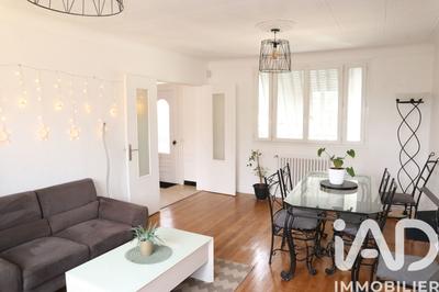 Maison - 180 m² - 6 pièces