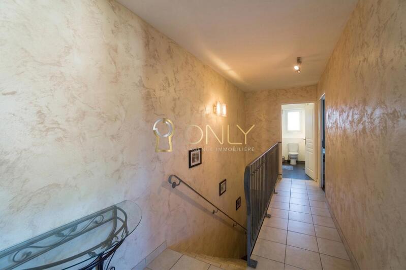 Maison - 101 m² - 4 pièces