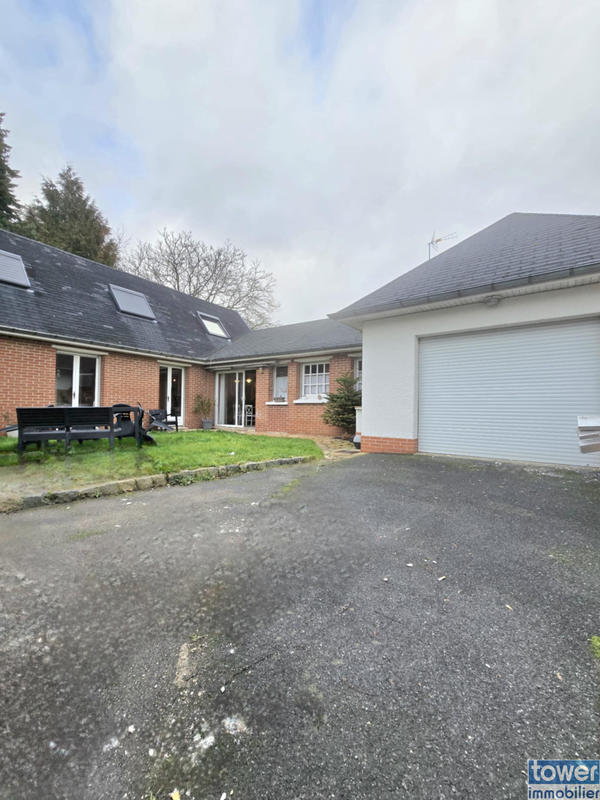 Maison - 100 m² - 6 pièces