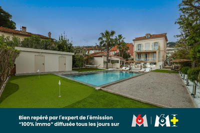 Maison - 400 m² - 7 pièces