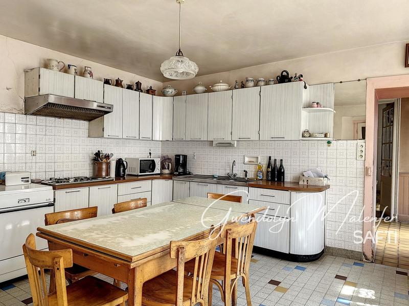 Maison - 163 m² - 8 pièces