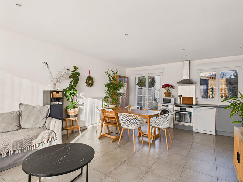 Maison - 75 m² - 4 pièces