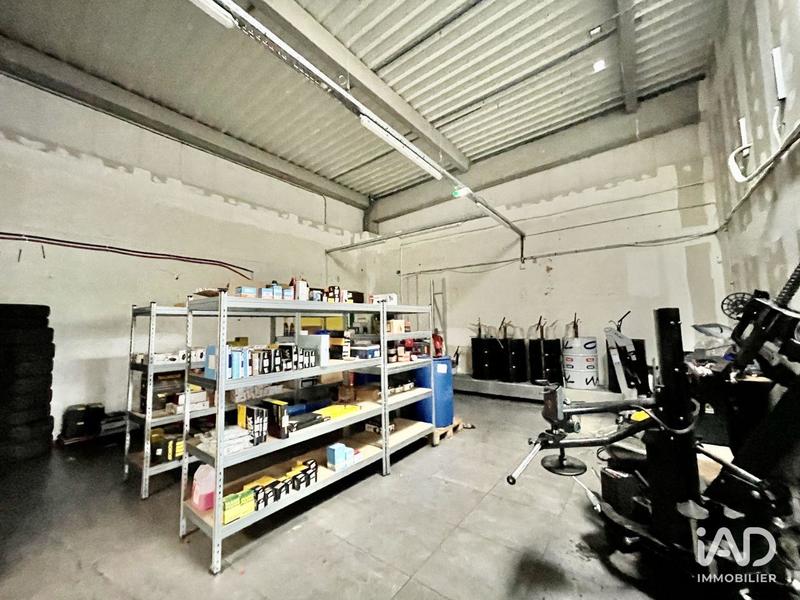 Local commercial - 417 m²