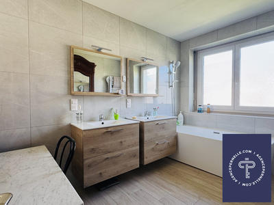 Maison - 132 m² - 6 pièces