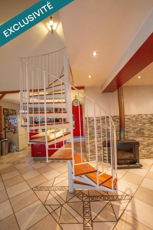 Maison - 140 m² - 5 pièces