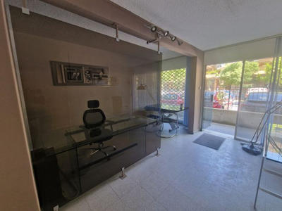 Local commercial - 58 m² - 2 pièces