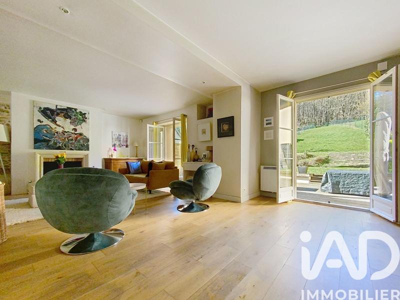 Maison - 179 m² - 8 pièces