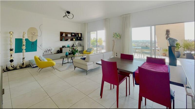 Appartement - 109 m² - 4 pièces