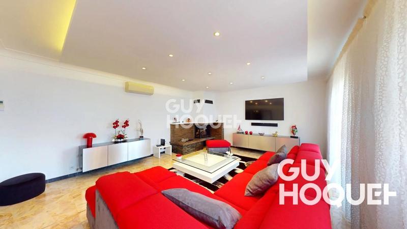 Maison d'architecte - 258 m² - 7 pièces