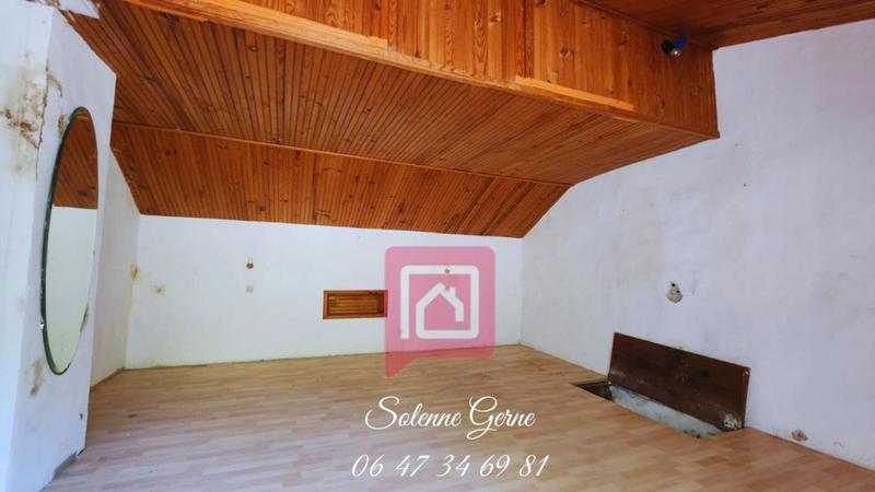 Maison - 100 m² - 100 pièces