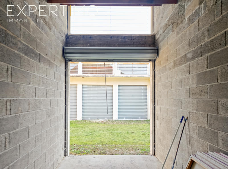 Parking / Garage - 15 m²