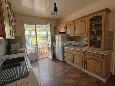 Maison - 141 m² - 6 pièces