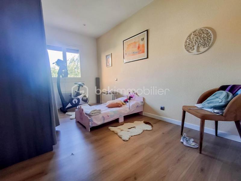 Maison - 80 m² - 5 pièces