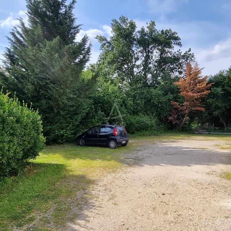 Maison - 342 m² - 8 pièces