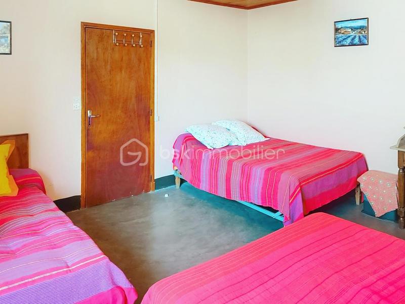 Maison de village - 150 m² - 10 pièces