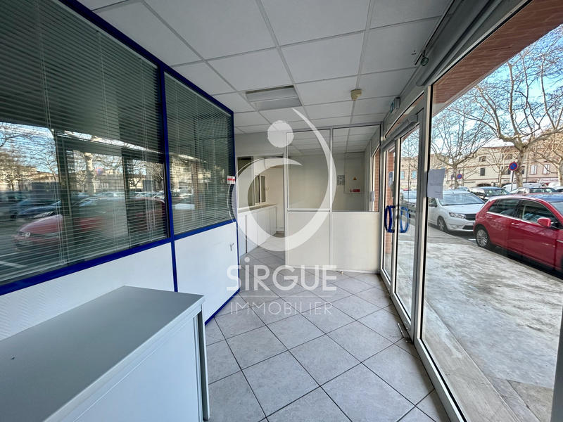 Bureau - 105 m² - 6 pièces