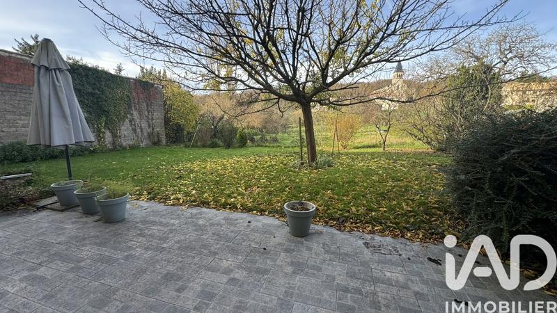 Maison - 192 m² - 5 pièces