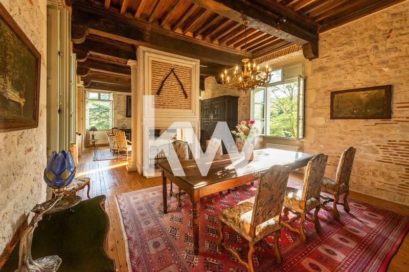 Manoir - 435 m² - 7 pièces