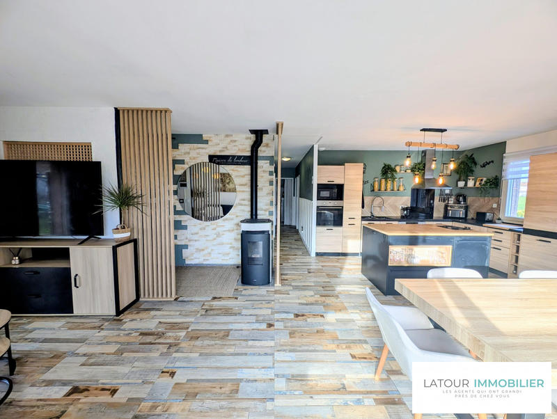 Maison - 108 m² - 5 pièces