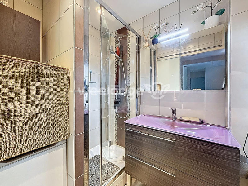 Appartement - 79 m² - 4 pièces